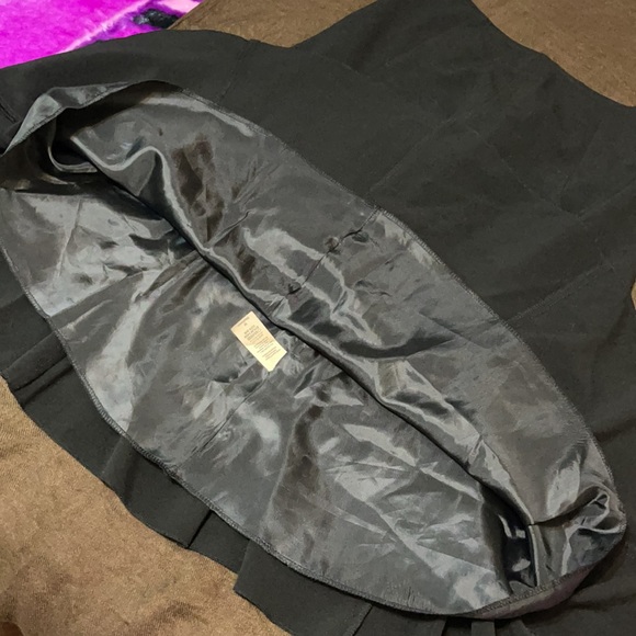 Final Touch Black medium skirt - Picture 5 of 7